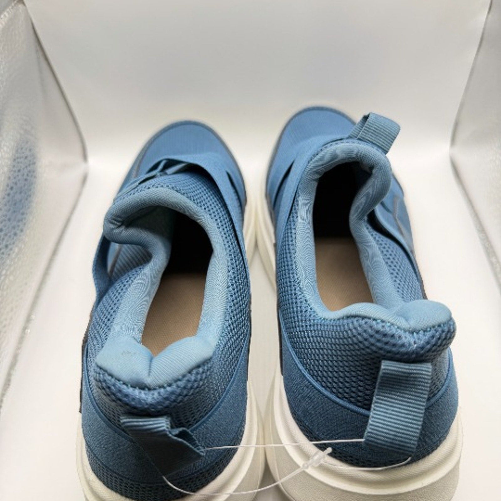 Women's Athletic Slip-On Sneakers Size: 8