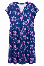 Fantaslook floral short sleeve dress in size 3X, featuring a vibrant floral pattern and a comfortable, stylish fit.