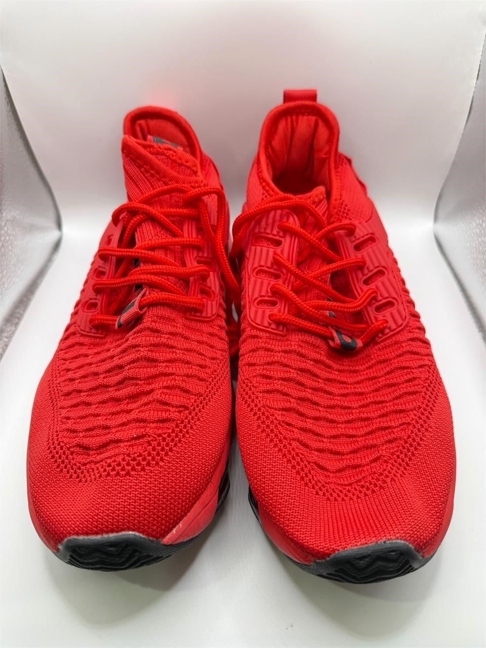 Kapsen running shoes size 6.5 featuring a sleek design and breathable mesh upper for comfortable athletic wear.