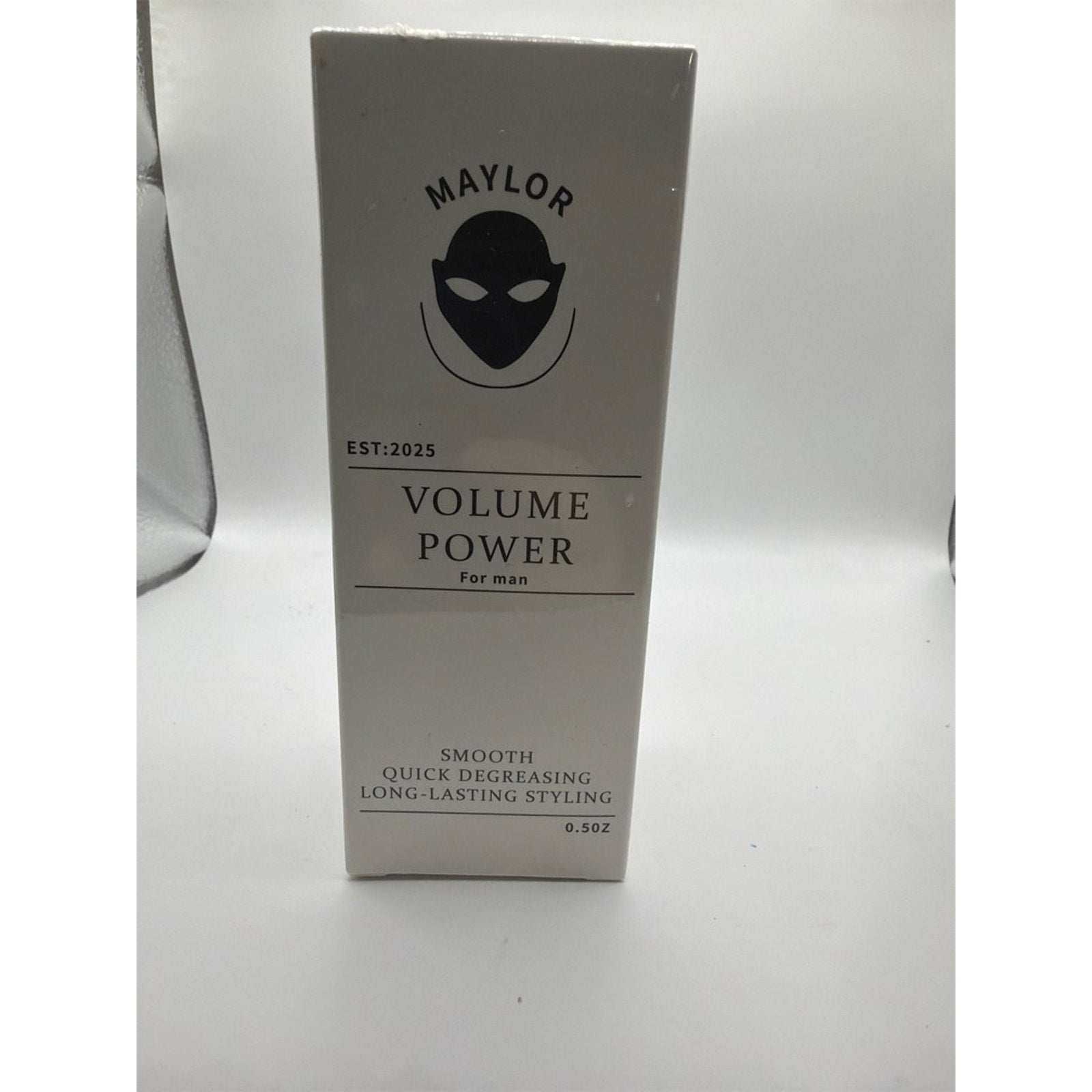 Maylor men's textured matte setting powder in 0.5 oz jar, showing the compact container with a textured finish.