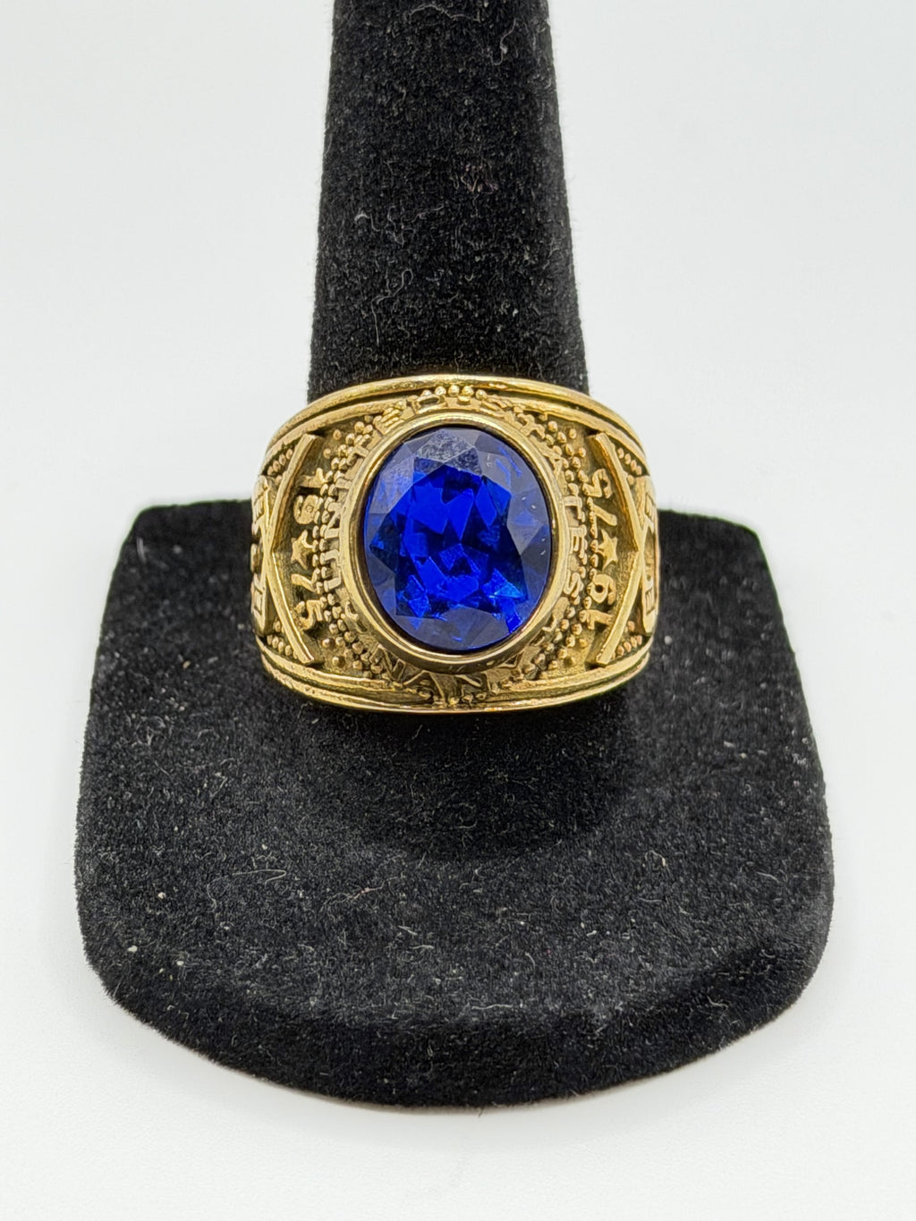 Men's US Navy Signet Ring in blue, size 9, by Republic Mercantile, featuring a detailed navy emblem and polished finish.