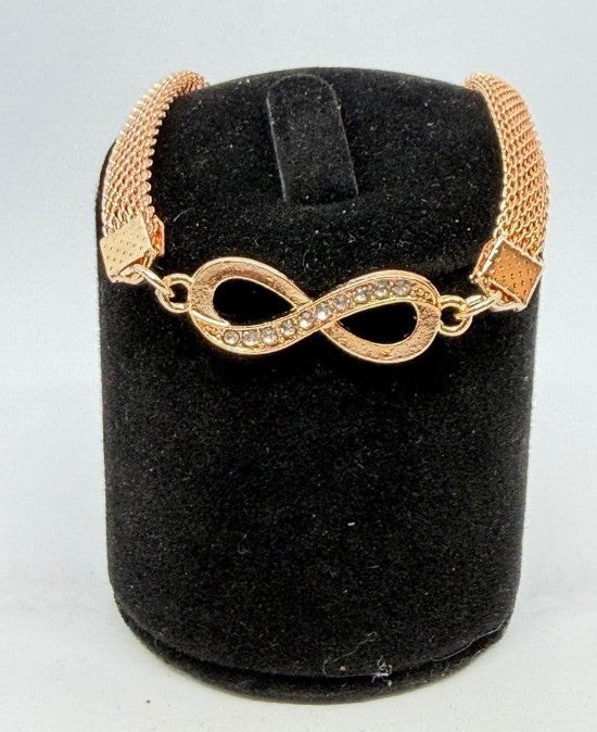 NEW Stunning Rose Gold Figure 8 Bracelet with CZ