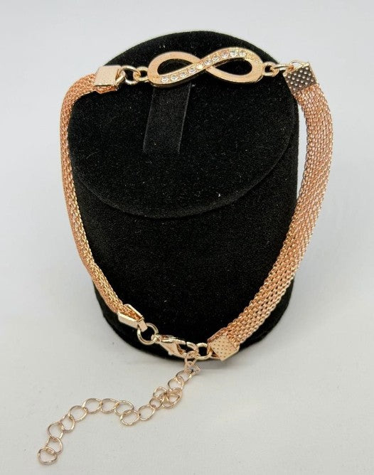 NEW Stunning Rose Gold Figure 8 Bracelet with CZ