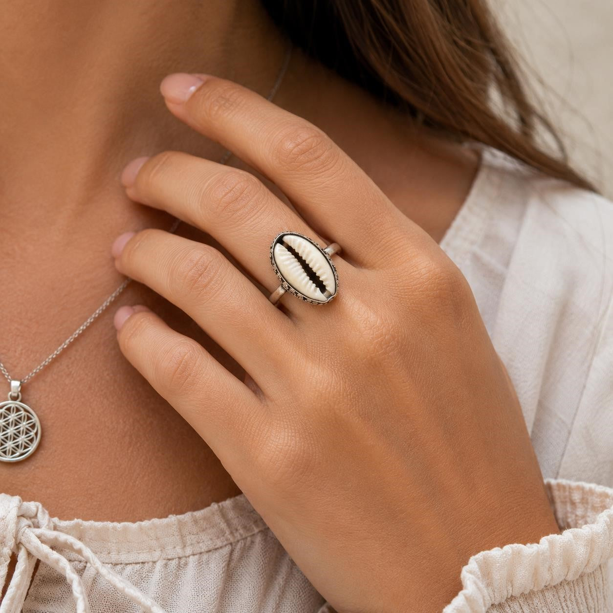 Sterling silver sea-shell ring in size 7 by Republic Mercantile, featuring detailed sea-shell design on a polished band