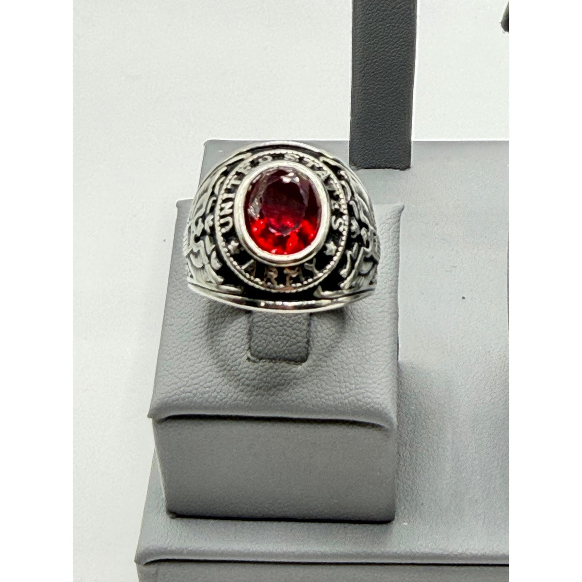 Men's US Army silver signet ring with red accents, size 9, from Republic Mercantile, featuring a detailed army emblem.