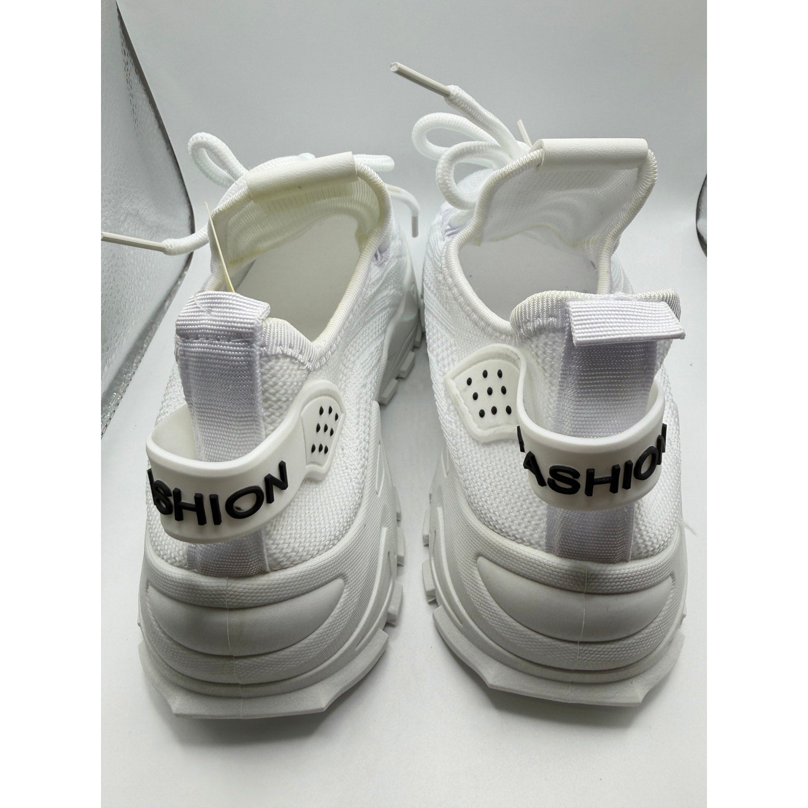 FME women's white cushioned lace-up sneakers, size 6 US, Euro 36, with comfortable design and stylish appearance.